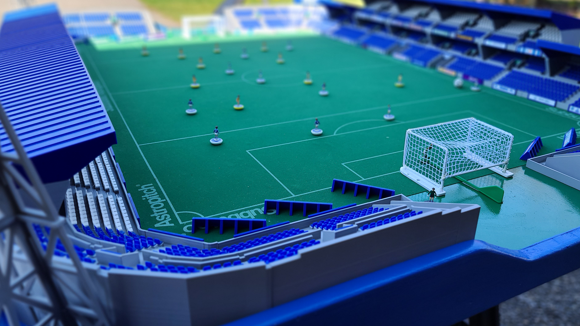 Discover how FlicKick Table Soccer bridges classic Subbuteo charm with modern digital gameplay. Crafted by veteran developer Paul Goad of Funatic Games, it offers a fresh, physics-based experience that honors tabletop soccer traditions.